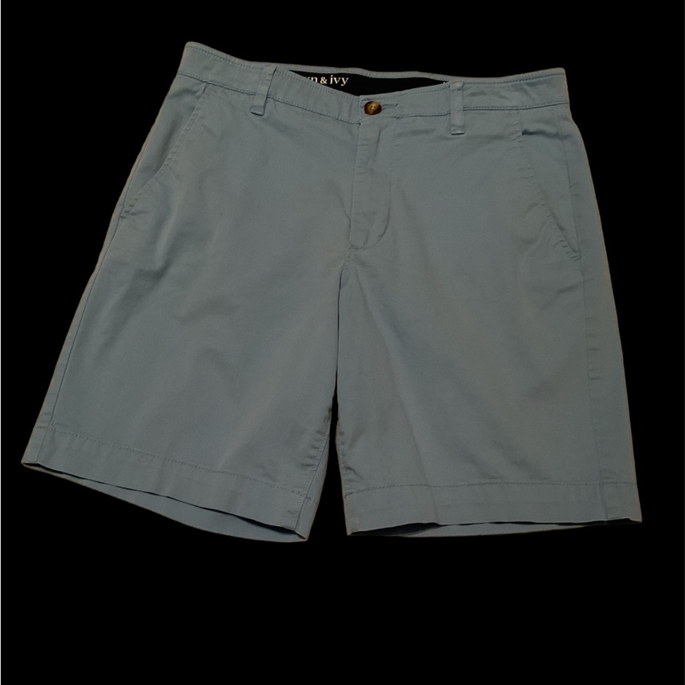 Crown & Ivy Motion Flex shorts 32